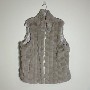 Via Spiga Light Gray Faux Fur Vest
